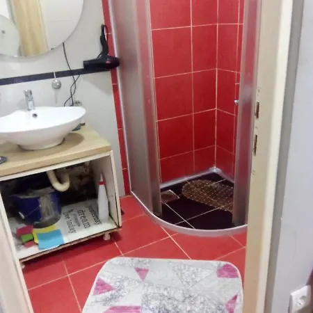 First Choice Διαμέρισμα *